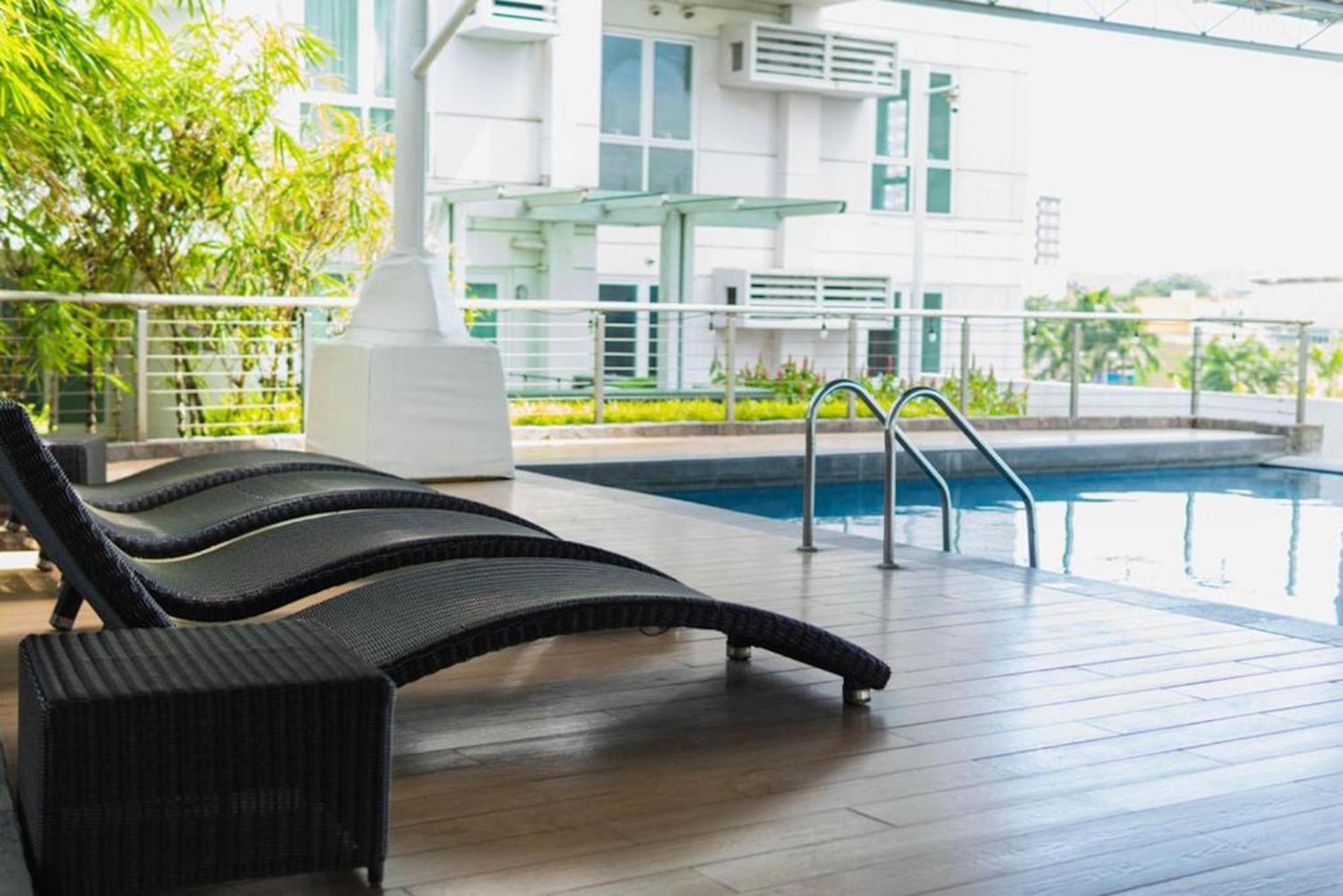 Abreeza Studio Suite 2321 - Pool, Wifi, City View, Washer, Ac, Netflix, Mall Davao City Eksteriør billede